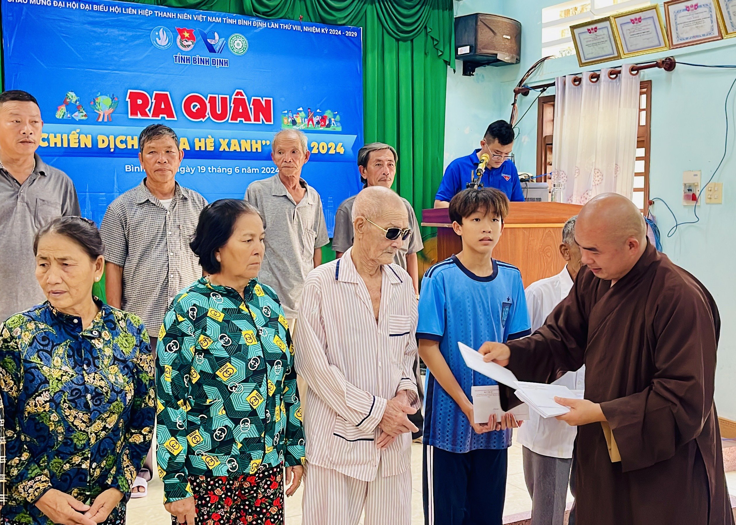 Ban Trị sự Phật giáo tỉnh thực hiện chương trình an sinh xã hội hè 2024